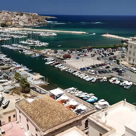 בית הארחה Le Nereidi סירקוזה